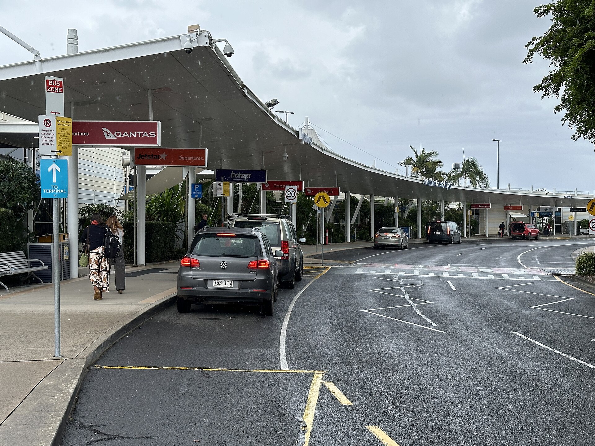 Where to Find the Best Cycling Routes Safe for Families and Beginners on the Sunshine Coast