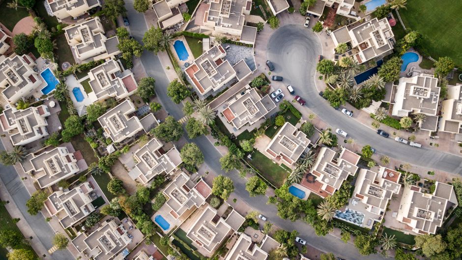 Pool Installation Cost Sunshine Coast 2026, Fibreglass vs Concrete, QLD Safety Laws, Plunge Pools and Sunshine Coast Pool Prices