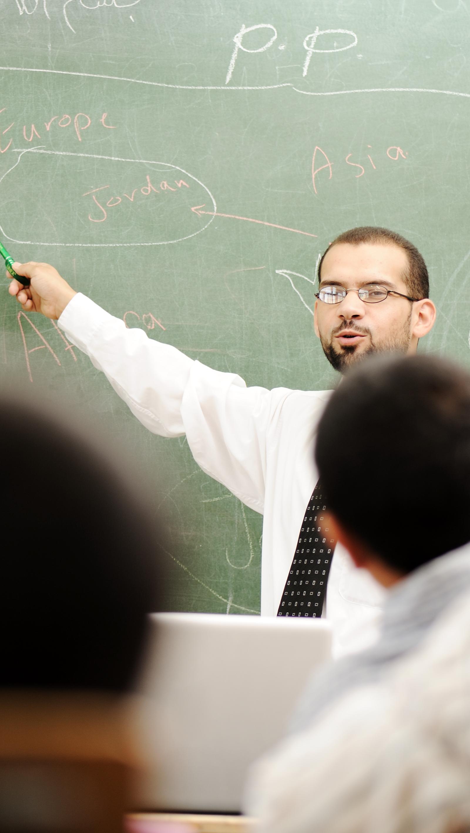 Schools and Education in the Sunshine Coast: Universities, Schools and Training